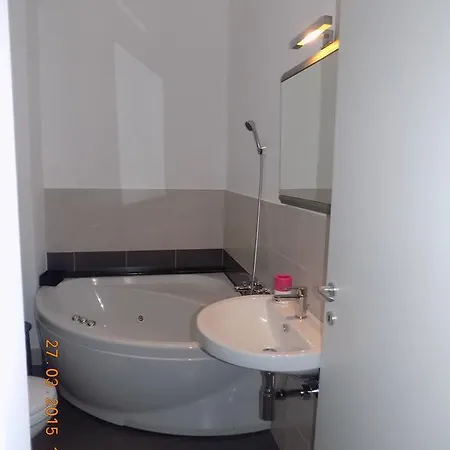 Porta Delle Madonie Nocleg ze śniadaniem 3*