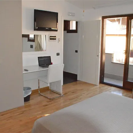 Bed & Breakfast Porta Delle Madonie 3*
